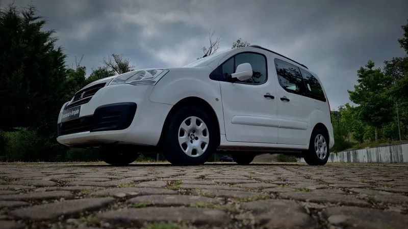 peugeot-partner-2018-diesel-1560cc