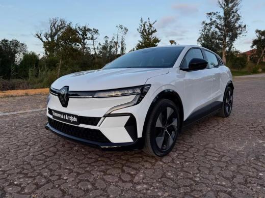 renault-megane-e-tech-2022-eletrico-200cc