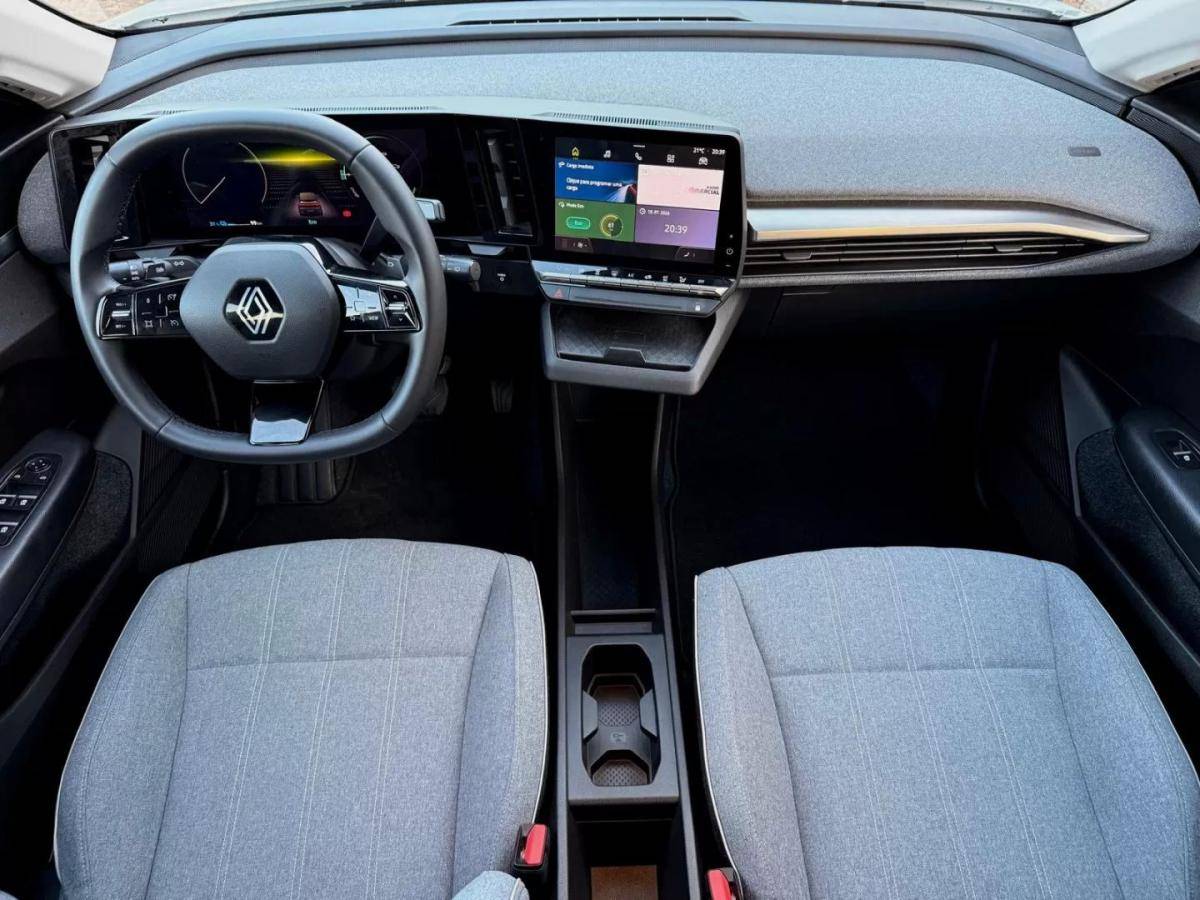 renault-megane-e-tech-2022-eletrico-200cc