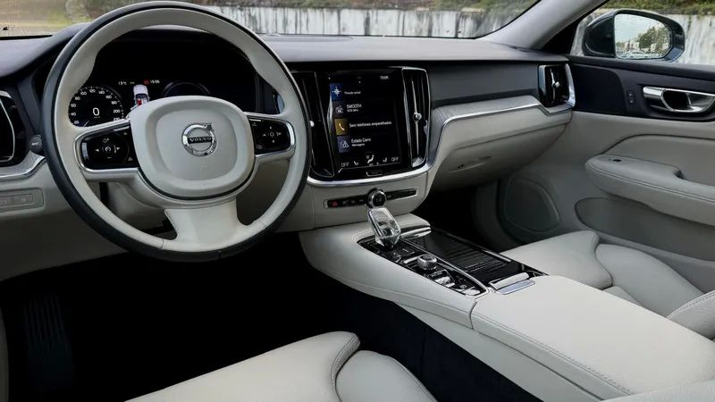 volvo-v60-2020-diesel-1969cc