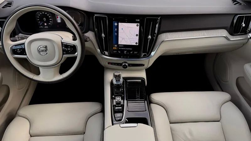 volvo-v60-2020-diesel-1969cc