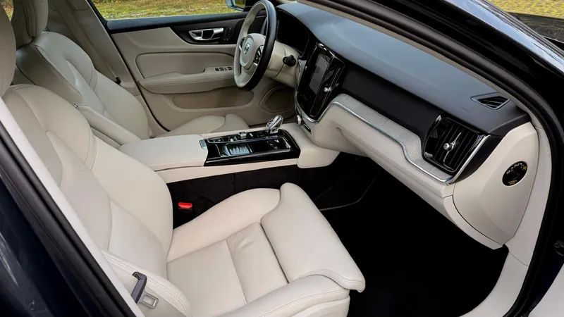 volvo-v60-2020-diesel-1969cc