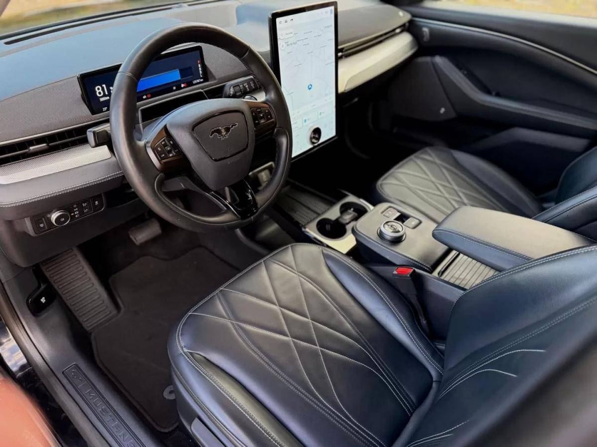 ford-mustang-mach-e-2021-eletrico-0cc