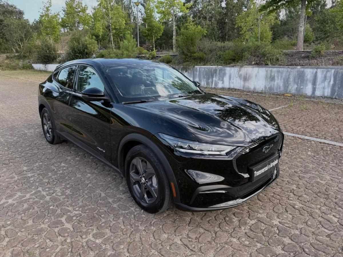 ford-mustang-mach-e-2021-eletrico-0cc