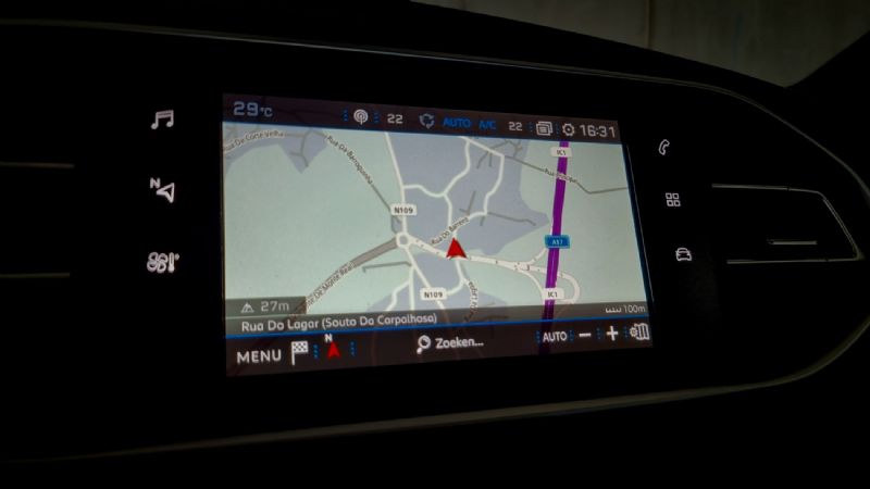 peugeot-308-sw-2018-diesel-1499cc