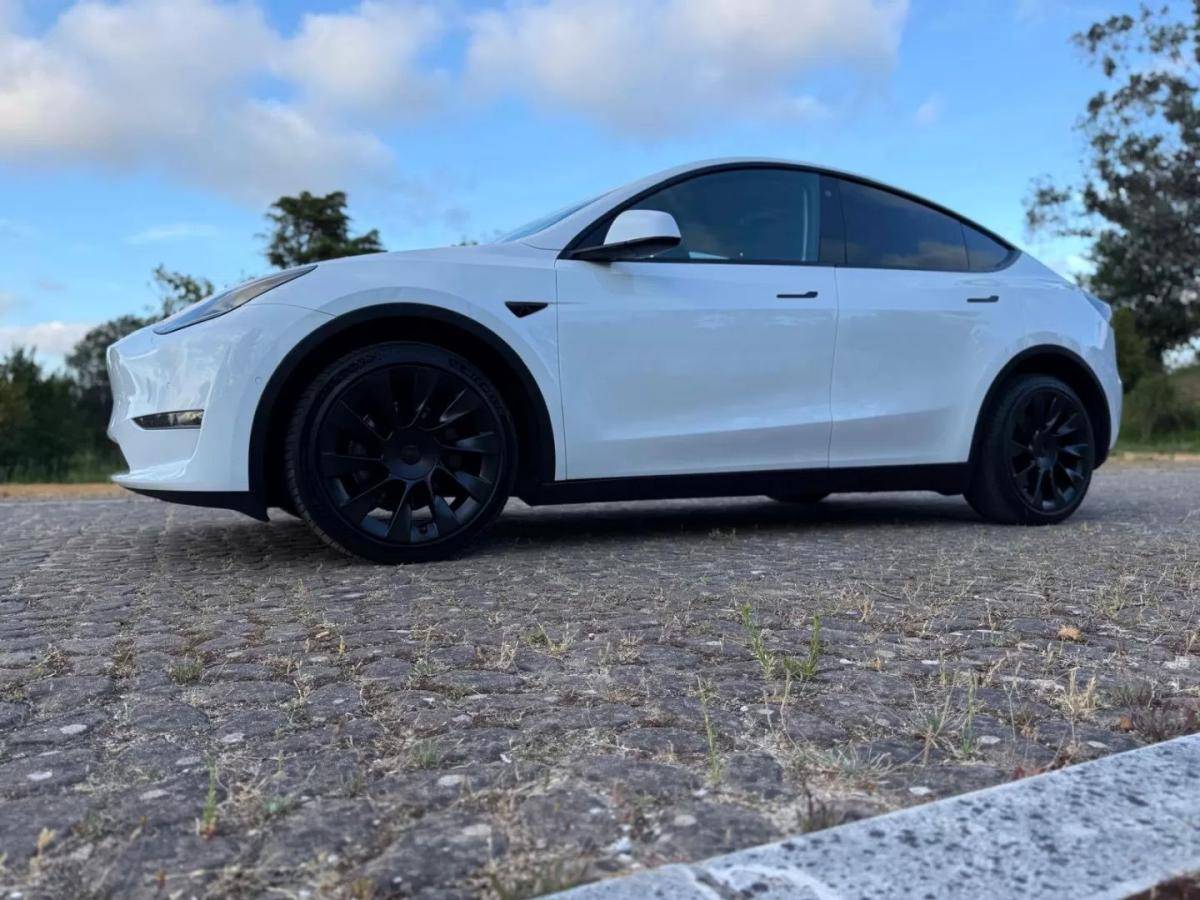 tesla-model-y-2021-eletrico-0cc