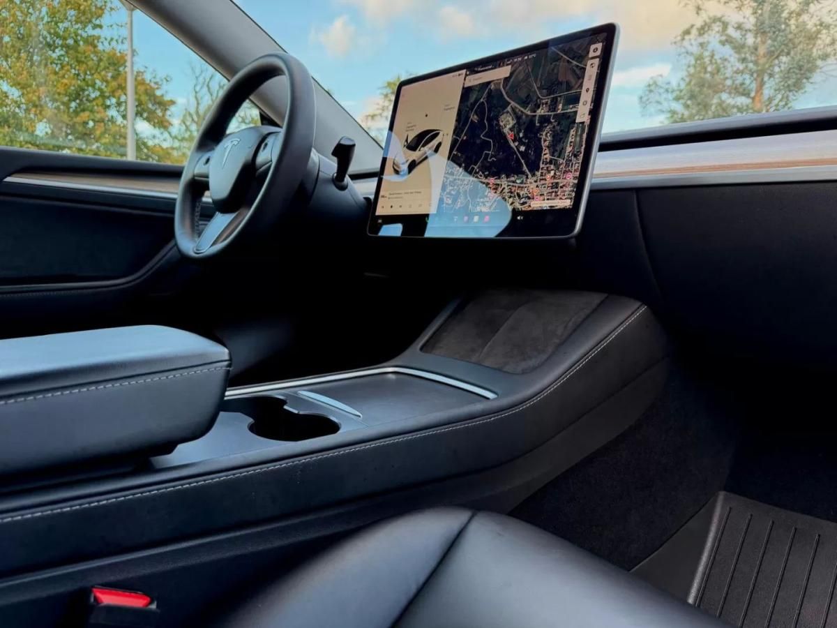tesla-model-y-2021-eletrico-0cc
