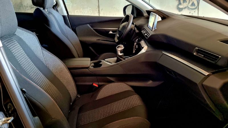 peugeot-3008-2020-diesel-1499cc
