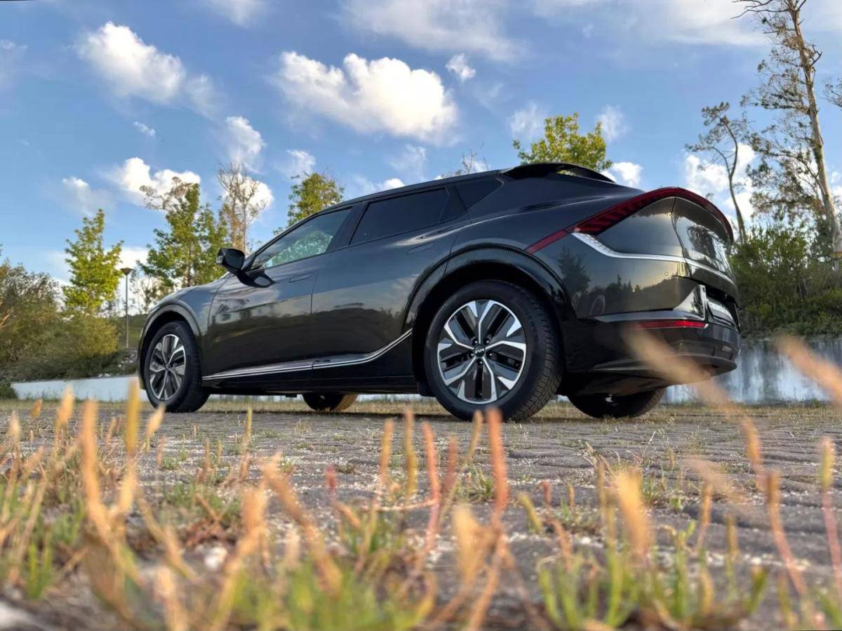 kia-ev6-2022-eletrico-200cc