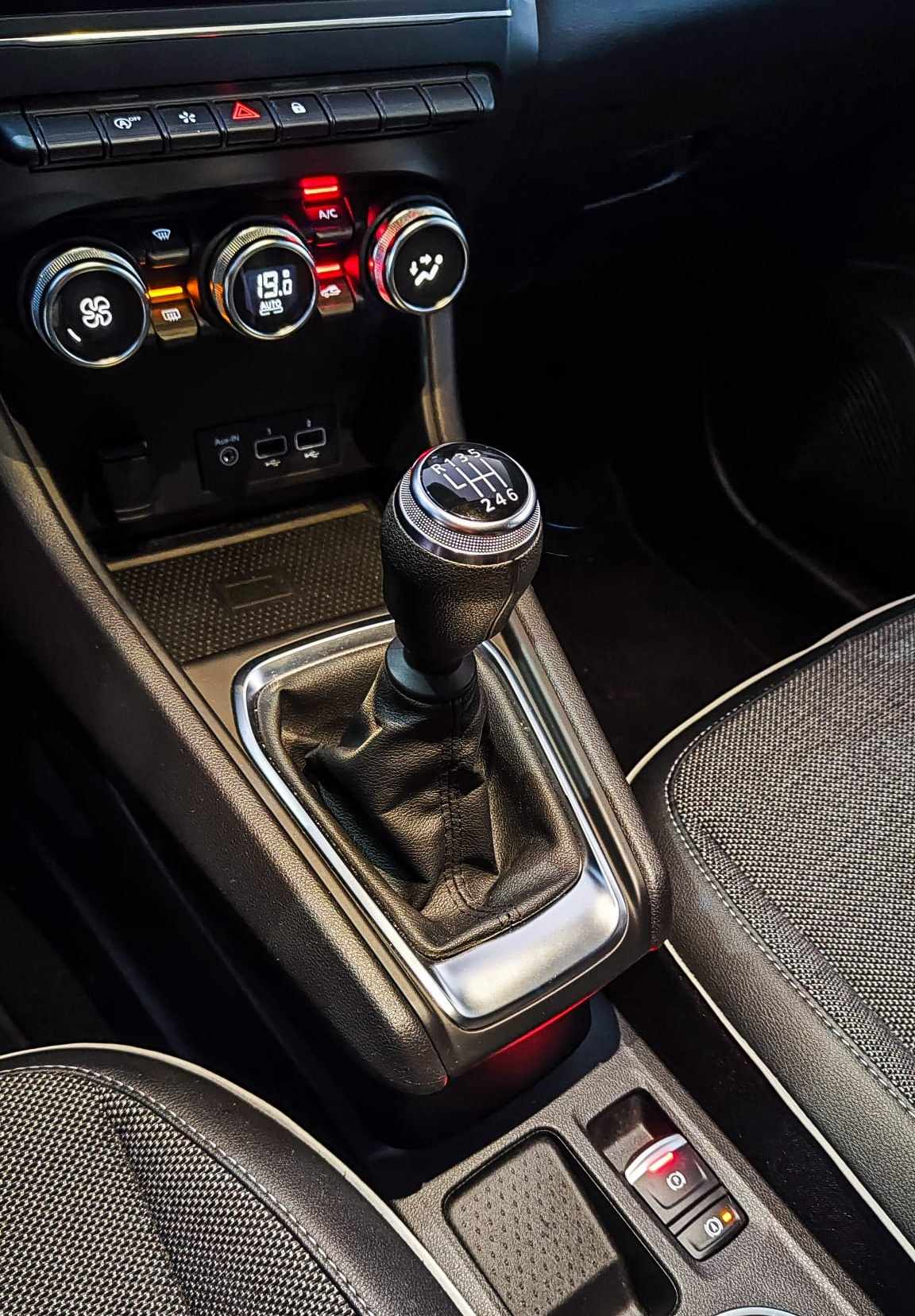renault-captur-2022-gasolina-999cc