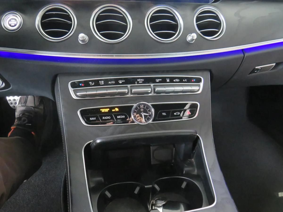 mercedes-benz-classe-e-300-de-4matic-2019-hibrido-a-diesel-1950cc
