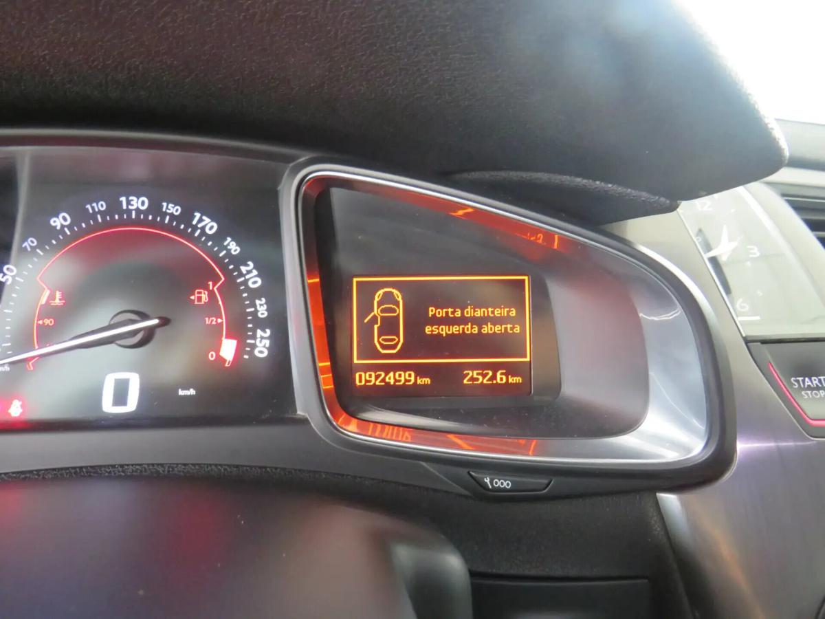 citroen-ds5-2018-diesel-1560cc