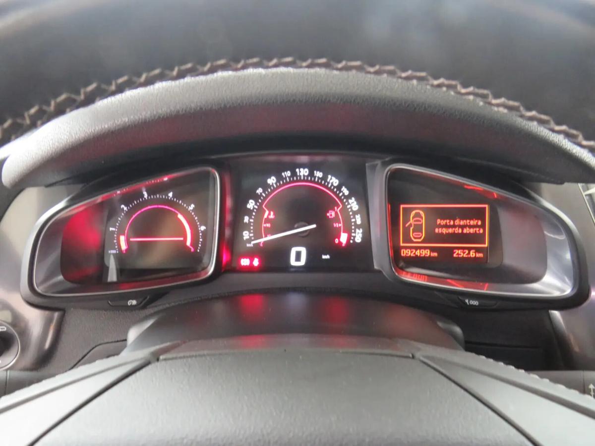 citroen-ds5-2018-diesel-1560cc