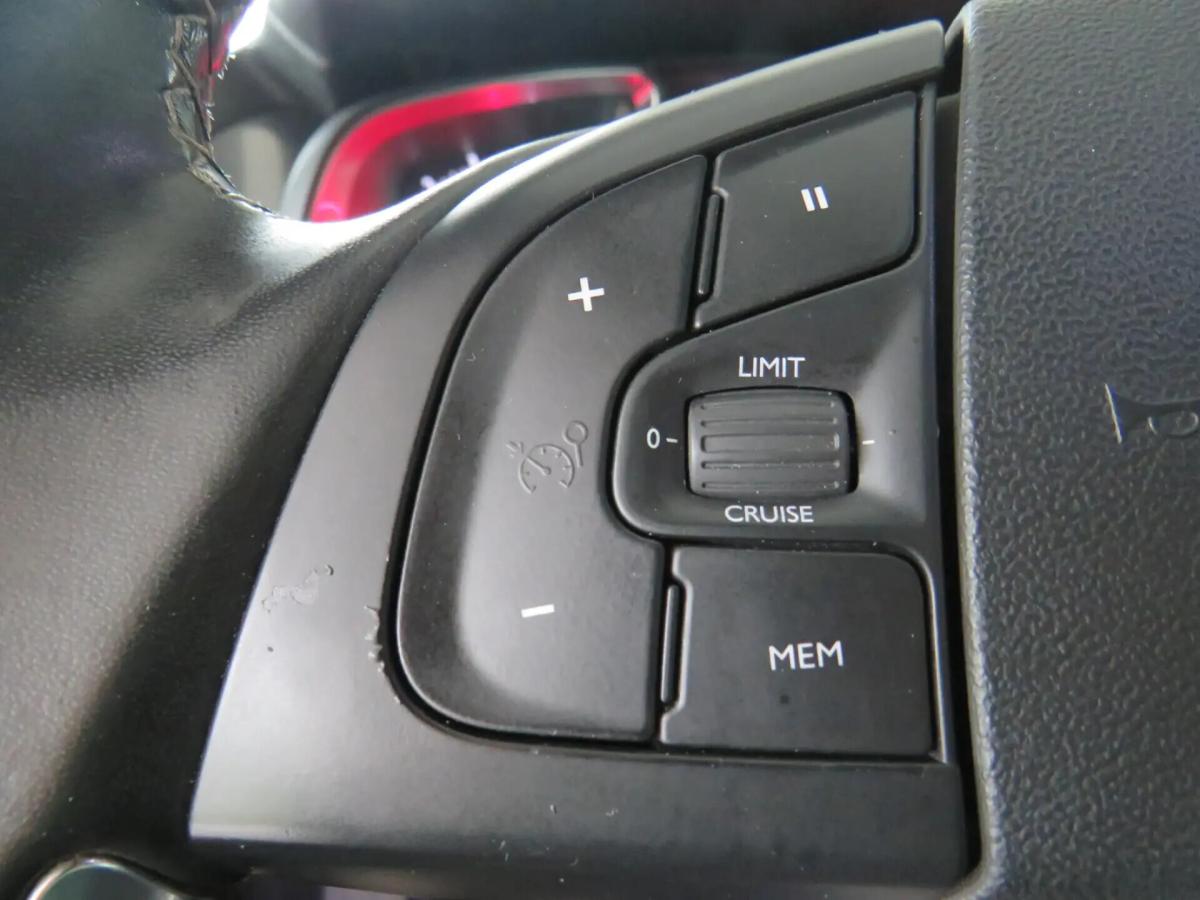 citroen-ds5-2018-diesel-1560cc