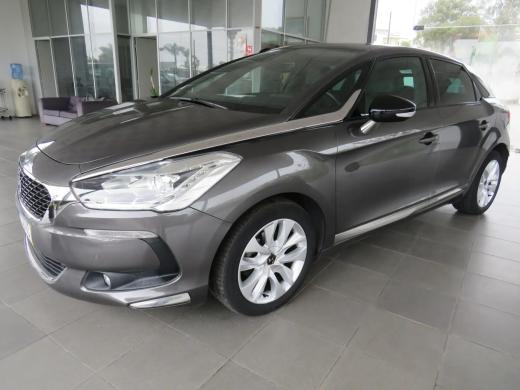 citroen-ds5-2018-diesel-1560cc