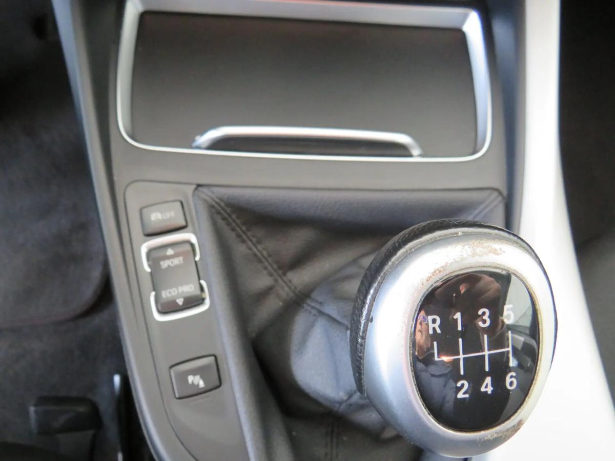 bmw-serie-1-116d-2019-diesel-1496cc