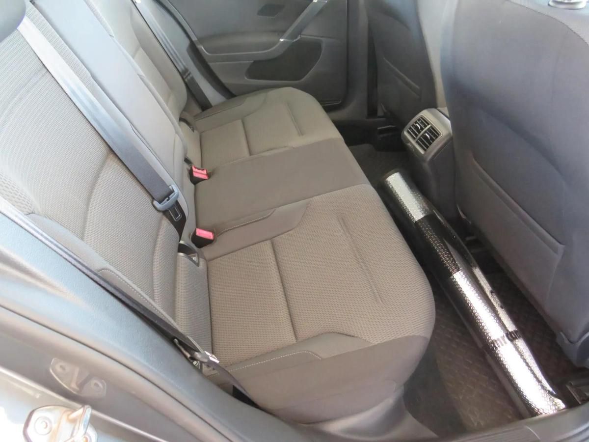 volkswagen-golf-2017-diesel-1598cc