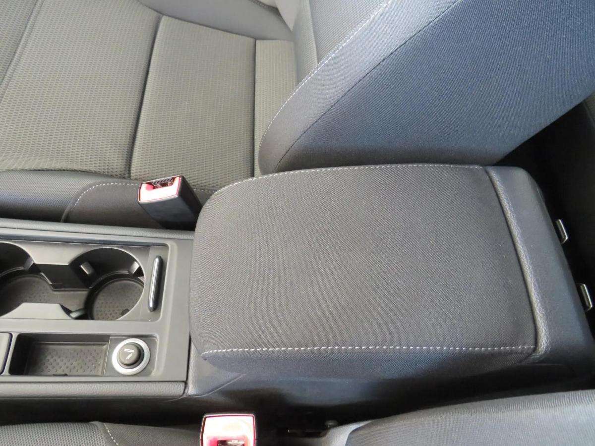 volkswagen-golf-2017-diesel-1598cc