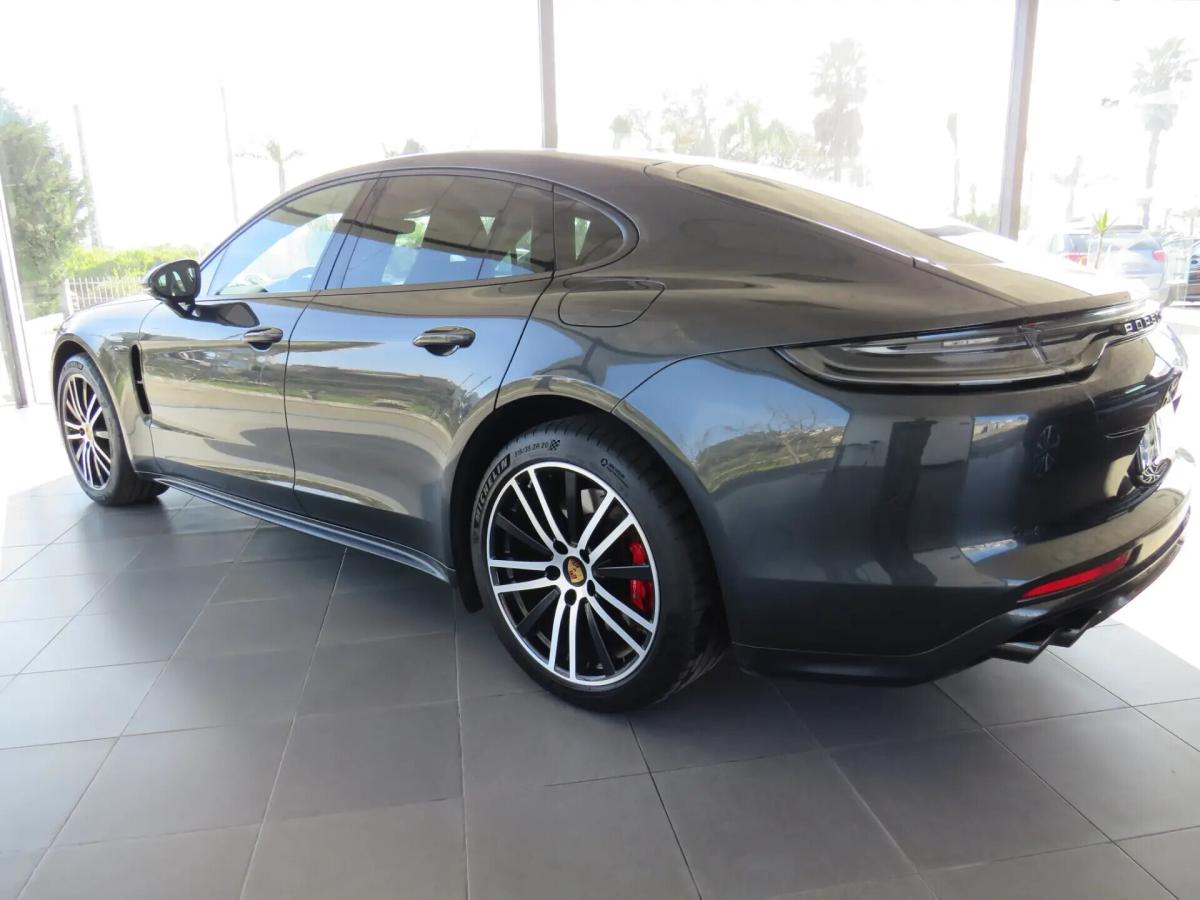 porsche-panamera-2021-hibrido-a-gasolina-2894cc