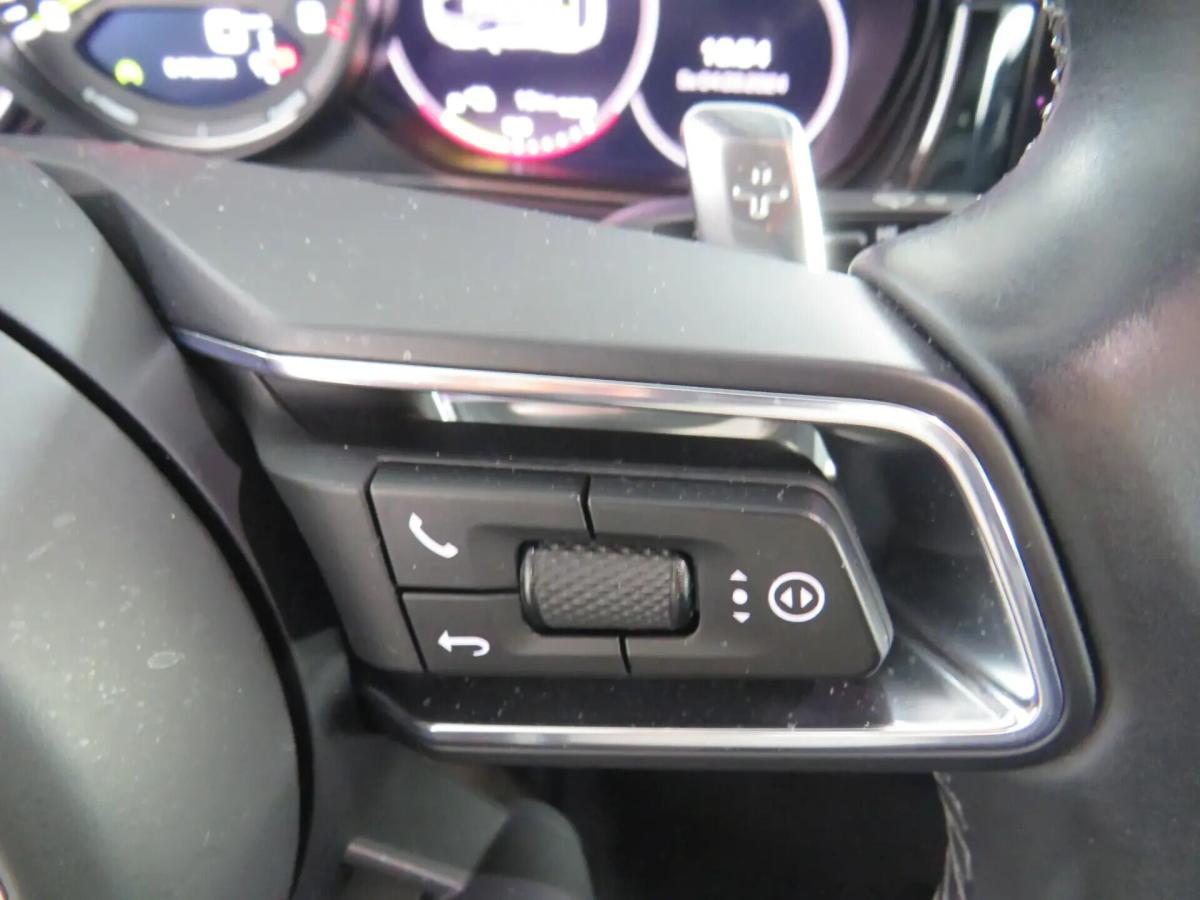 porsche-panamera-2021-hibrido-a-gasolina-2894cc