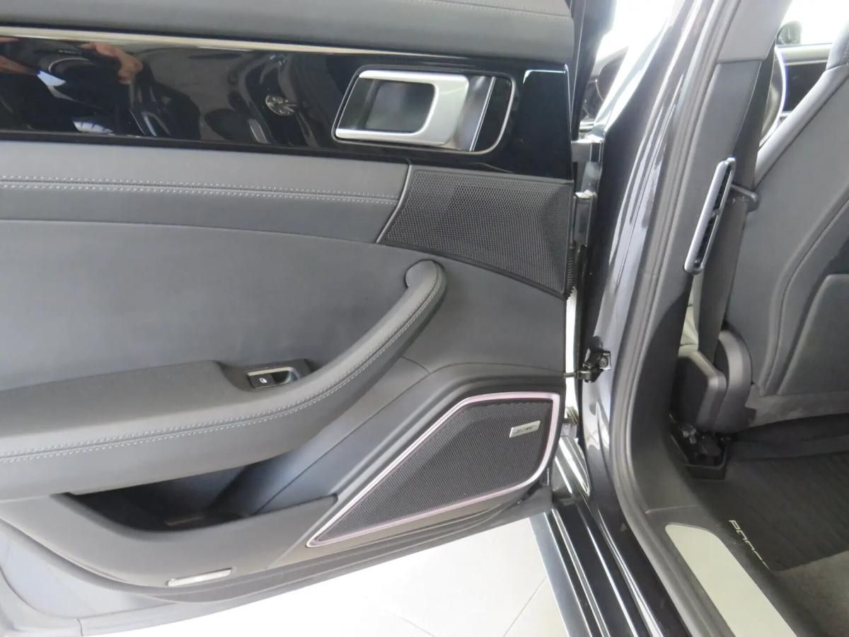 porsche-panamera-2021-hibrido-a-gasolina-2894cc