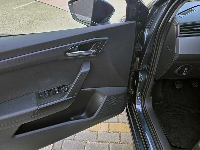 seat-ibiza-1-0-mpi-2019-gasolina-999cc