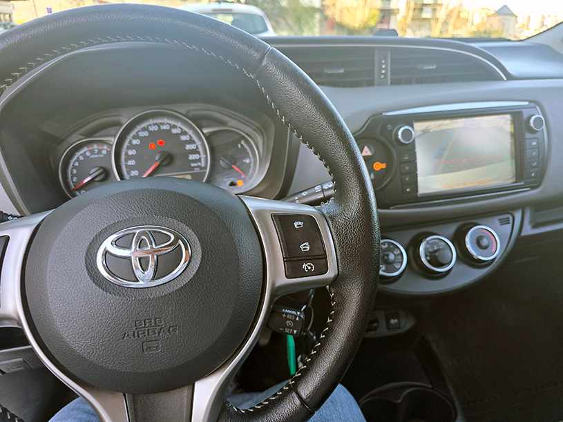 toyota-yaris-1-0-hybrid-2015-gasolina-998cc