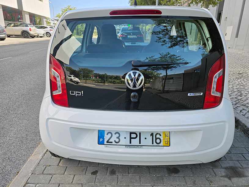 volkswagen-up-1-0-2014-gasolina-999cc