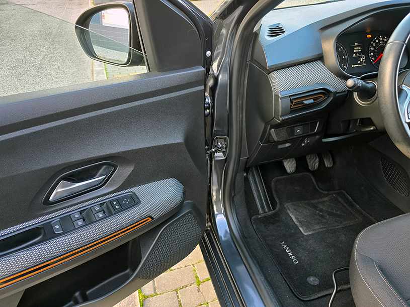dacia-sandero-1-0-tce-2021-gasolina-999cc