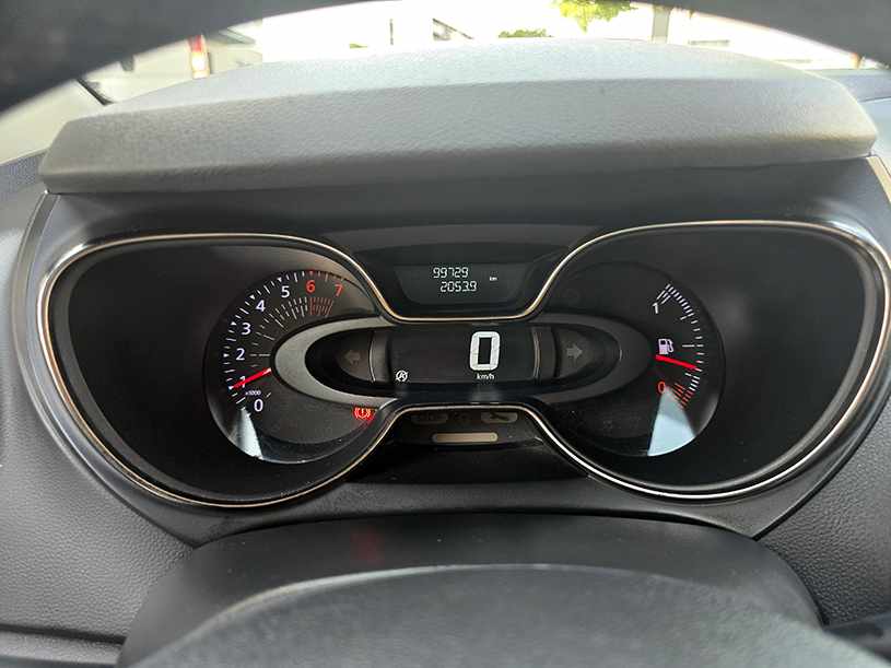 renault-captur-0-9-tce-2018-gasolina-898cc