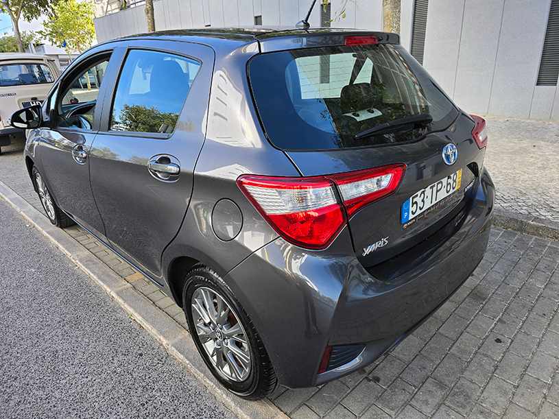 toyota-yaris-hybrid-2017-gasolina-1497cc