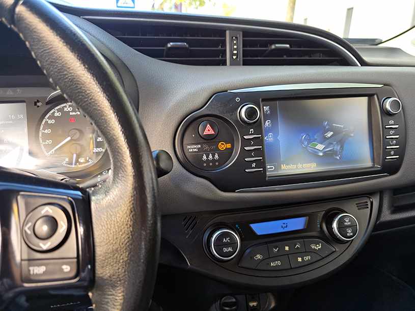 toyota-yaris-hybrid-2017-gasolina-1497cc