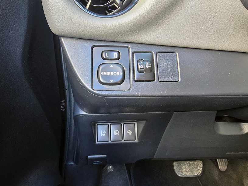 toyota-yaris-hybrid-2017-gasolina-1497cc
