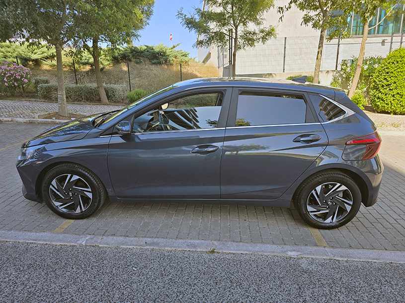 hyundai-i20-1-2-mpi-2021-gasolina-1197cc