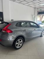 volvo-v40-2016-diesel-1560cc