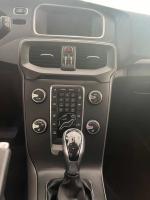 volvo-v40-2016-diesel-1560cc