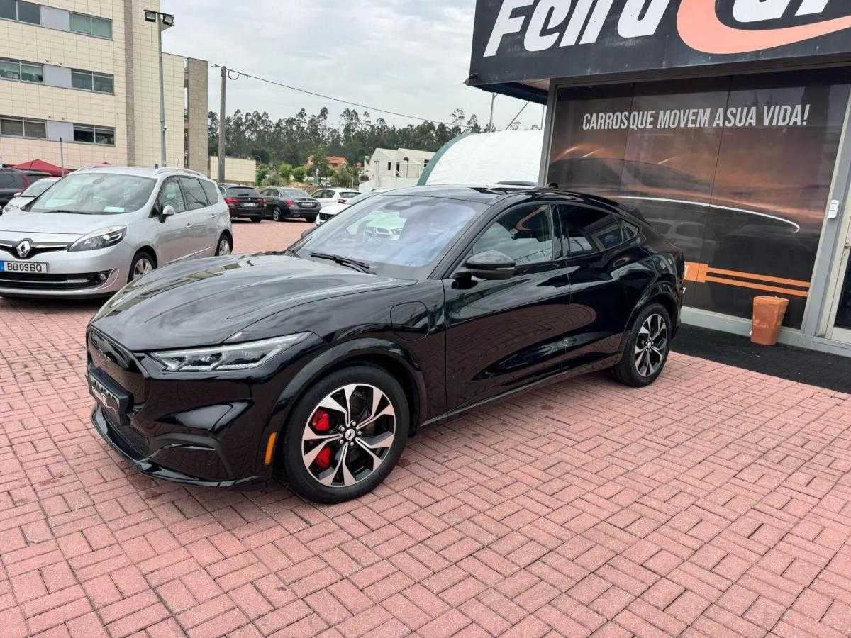 ford-mustang-mach-e-2021-eletrico-0cc
