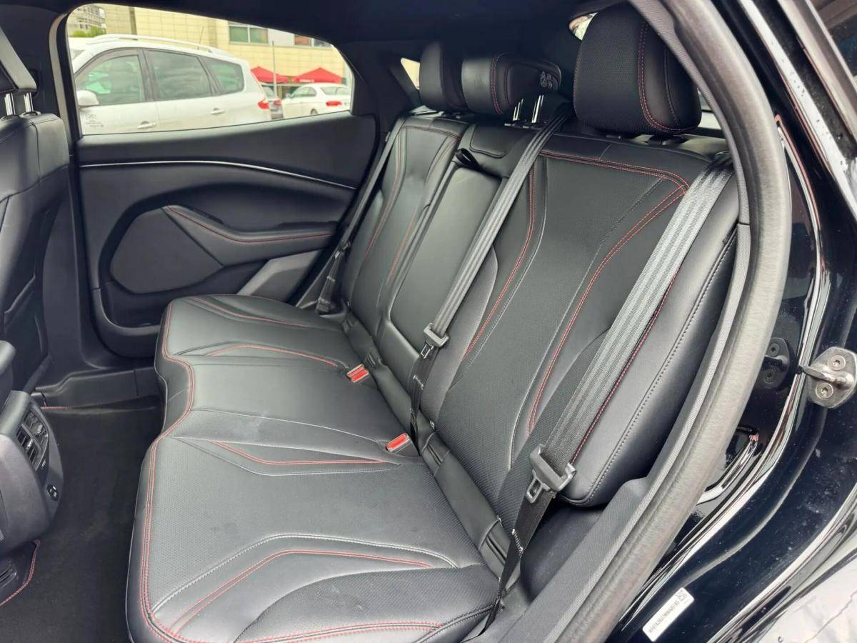 ford-mustang-mach-e-2021-eletrico-0cc