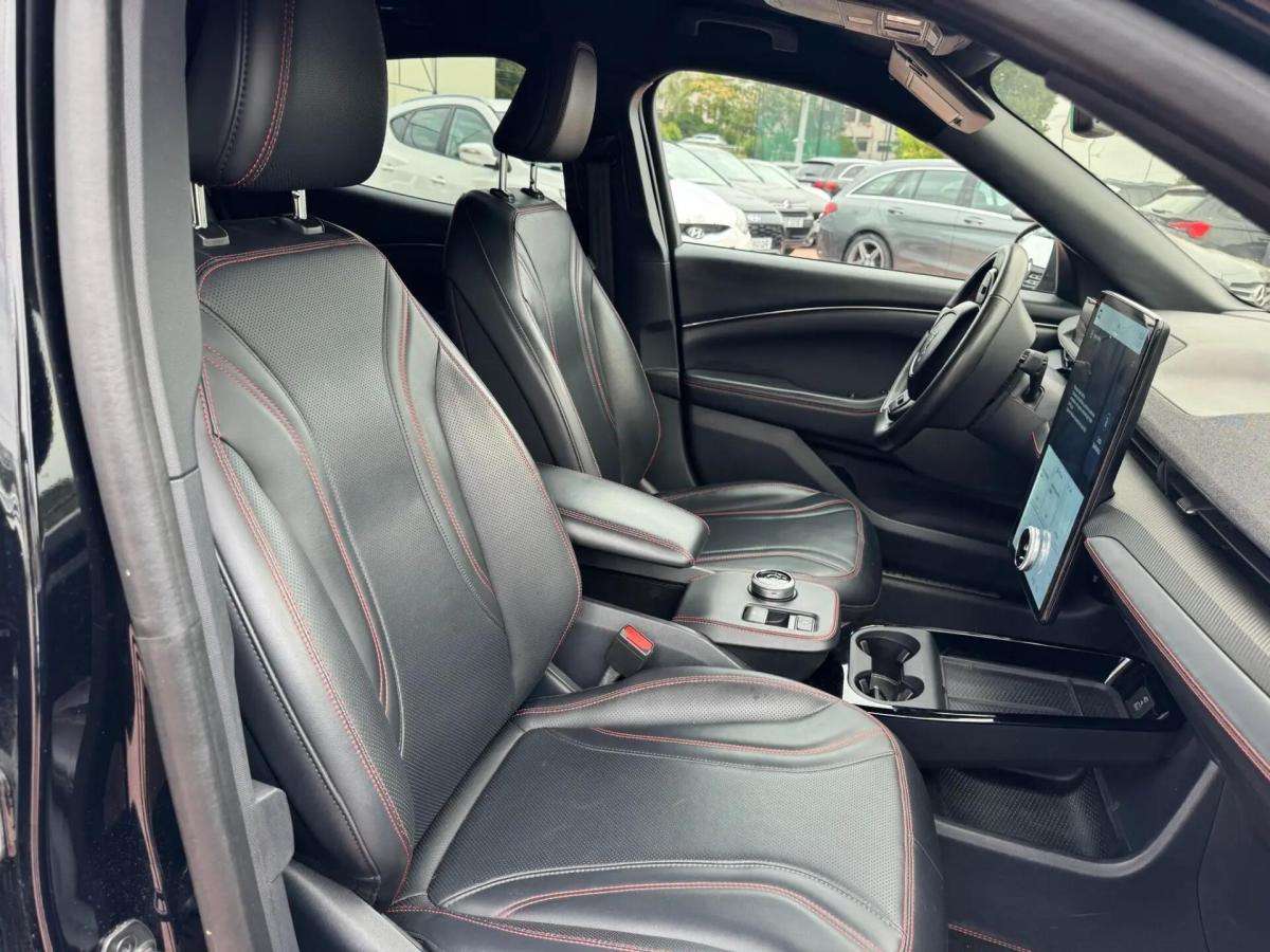 ford-mustang-mach-e-2021-eletrico-0cc