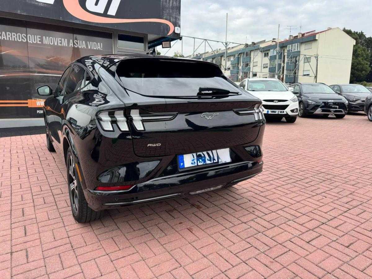 ford-mustang-mach-e-2021-eletrico-0cc