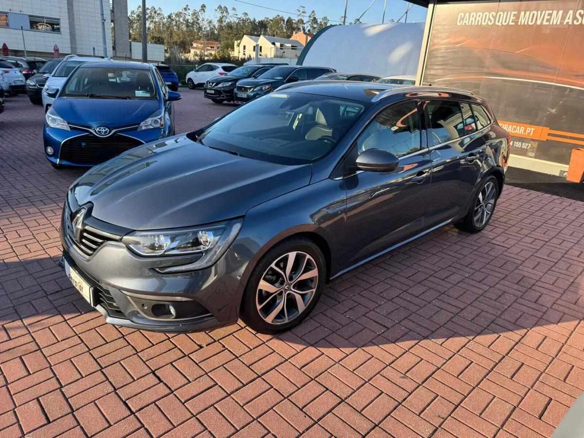 renault-megane-sport-tourer-2017-gasolina-1197cc