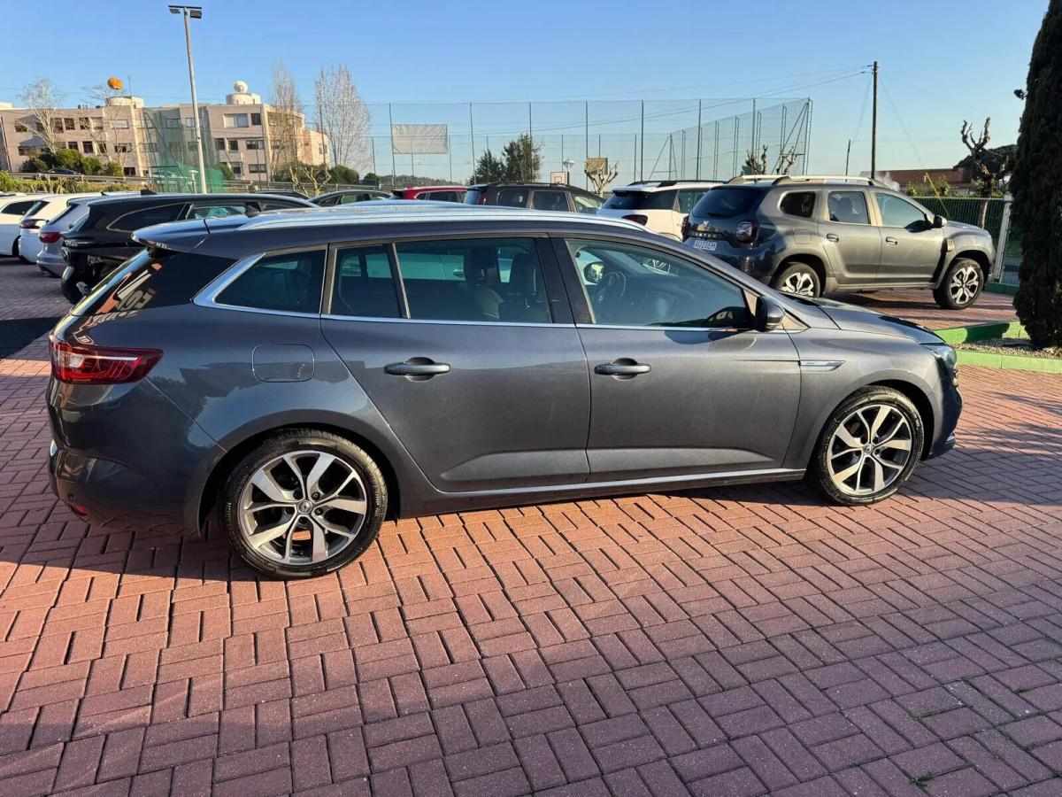 renault-megane-sport-tourer-2017-gasolina-1197cc