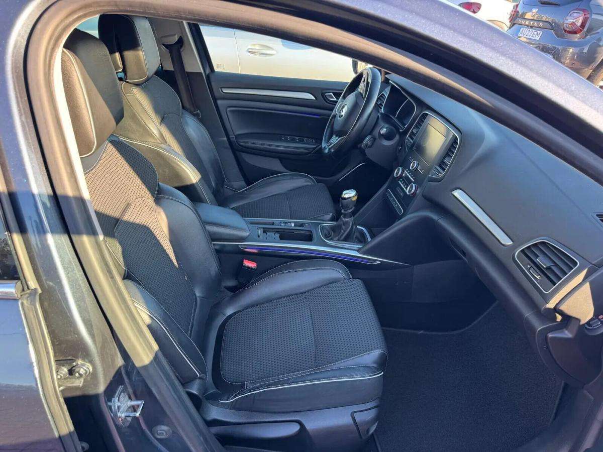 renault-megane-sport-tourer-2017-gasolina-1197cc