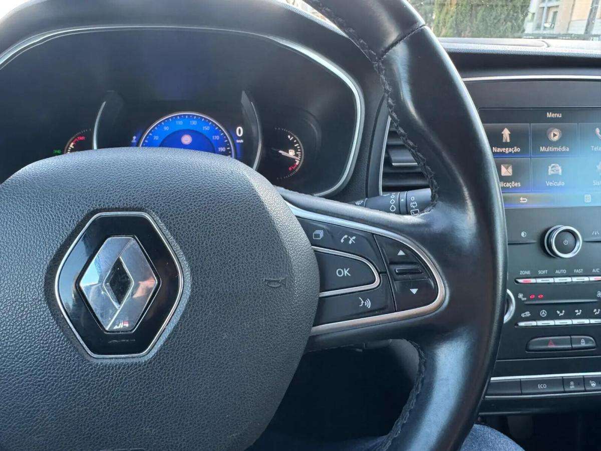 renault-megane-sport-tourer-2017-gasolina-1197cc