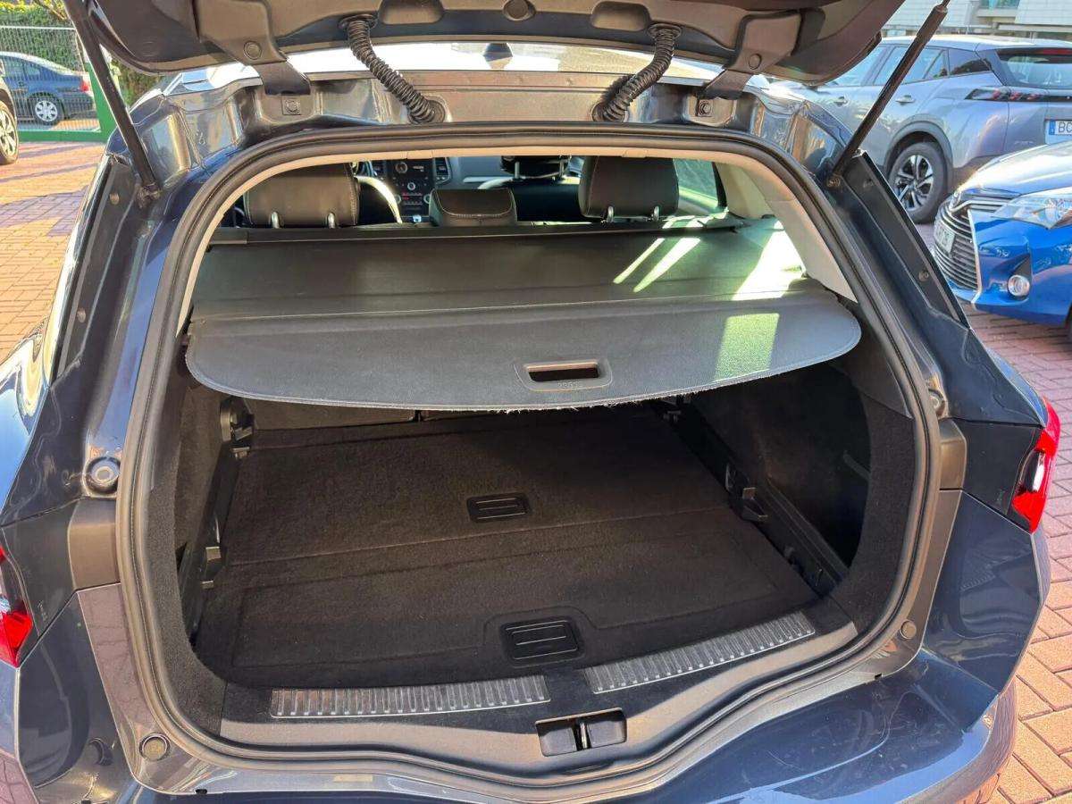 renault-megane-sport-tourer-2017-gasolina-1197cc