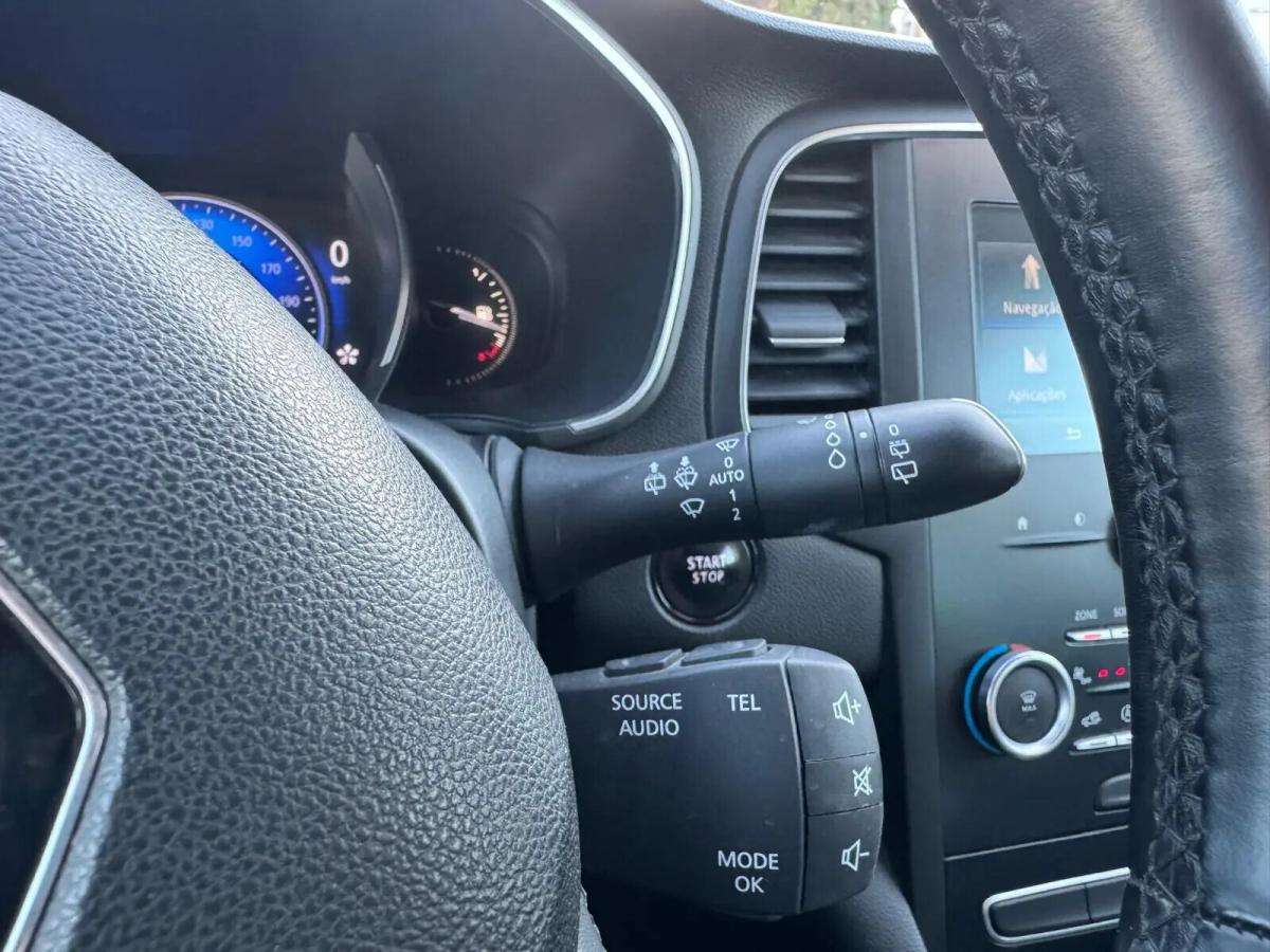 renault-megane-sport-tourer-2017-gasolina-1197cc