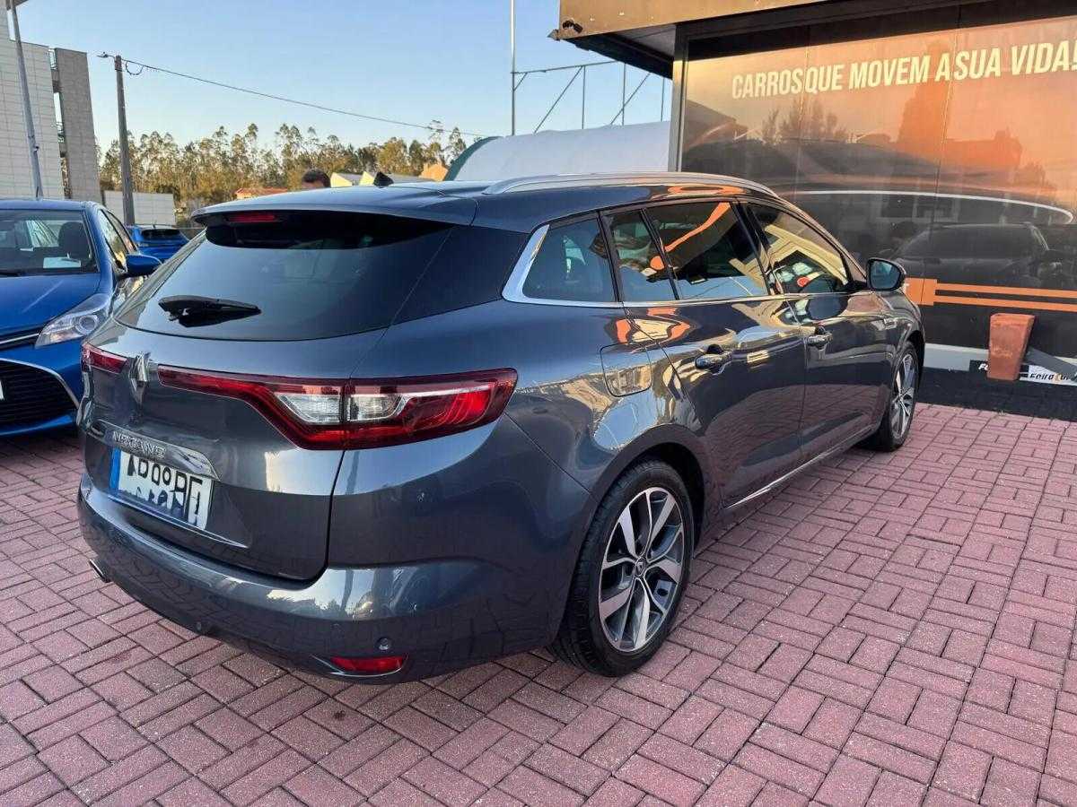 renault-megane-sport-tourer-2017-gasolina-1197cc