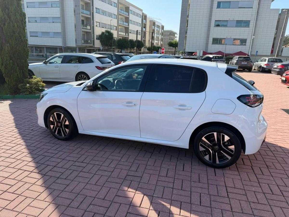 peugeot-208-2024-gasolina-1199cc