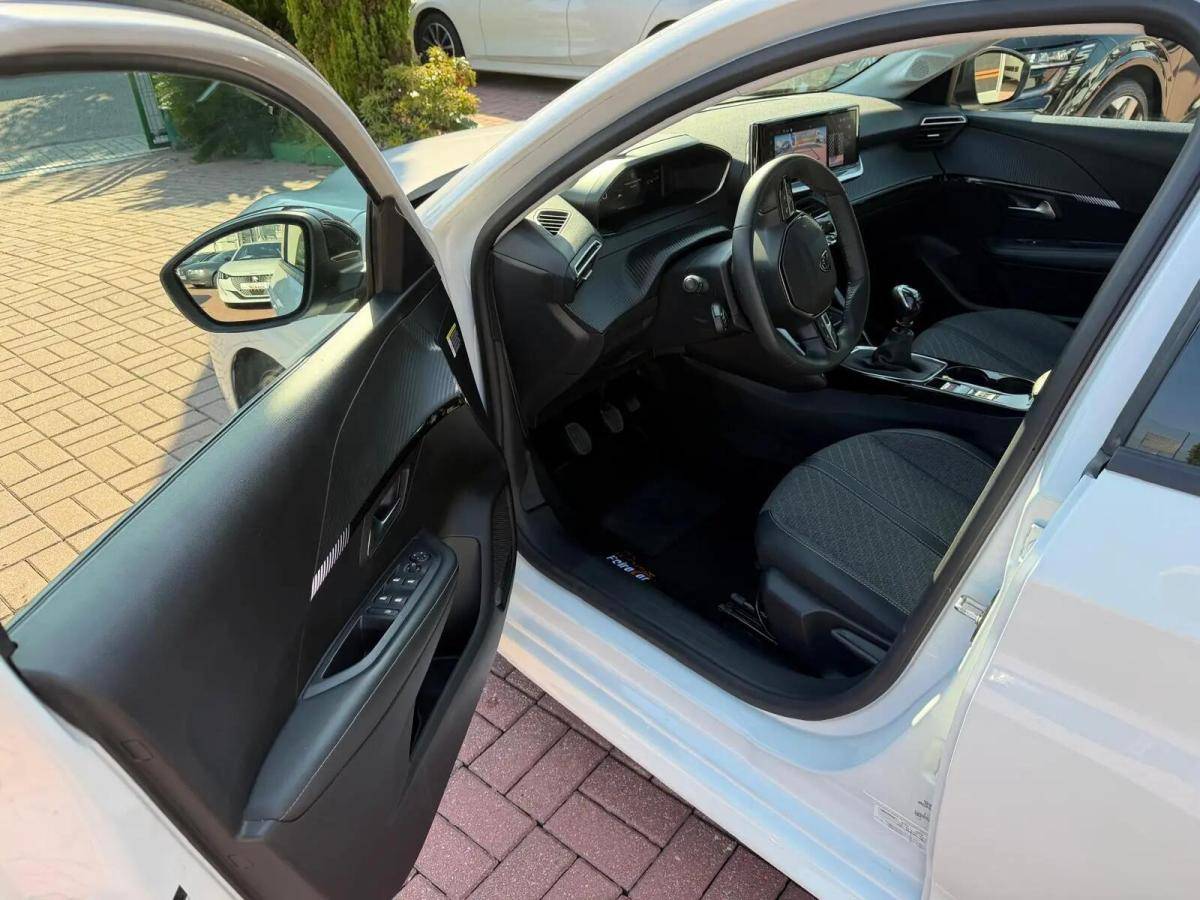 peugeot-208-2024-gasolina-1199cc