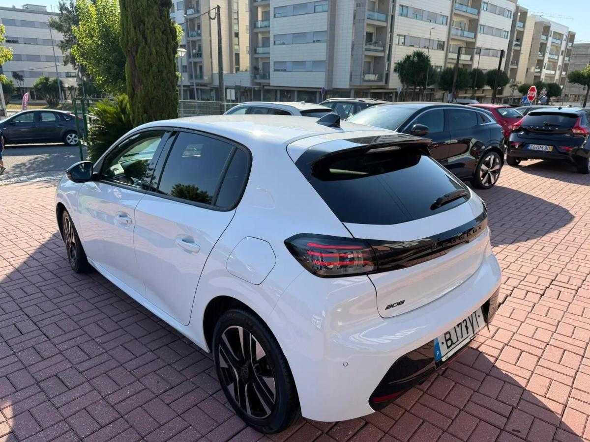 peugeot-208-2024-gasolina-1199cc